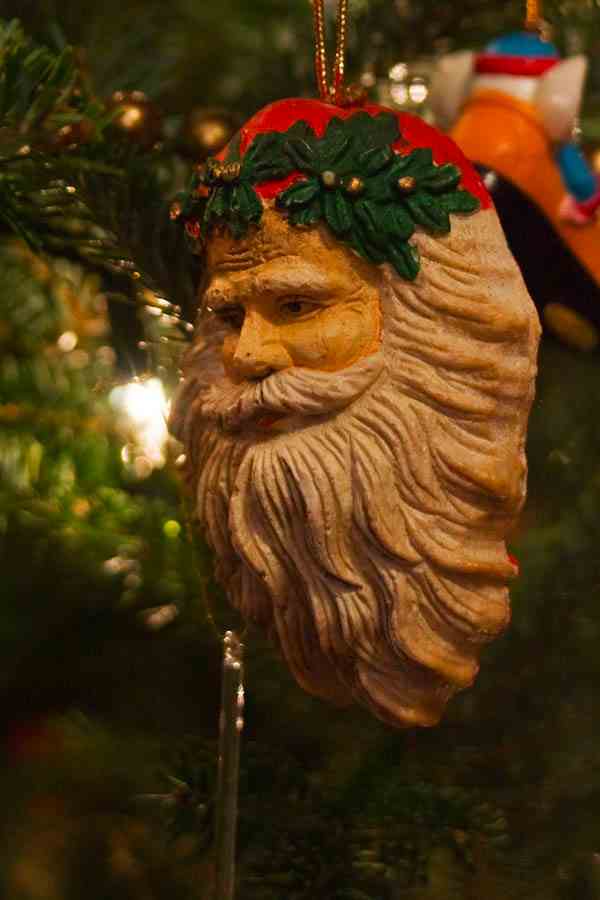 Christmas in Paris - enjoy the Christmas holiday season in one of Europe's top cities - Paris