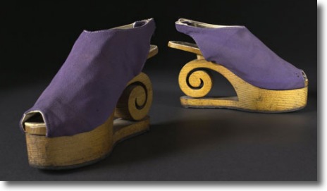 Beautiful taffeta and wood sandals by Dunand in 1941