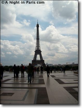 The history of the Eiffel Tower - you must come visit!
