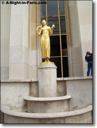 The history of the Eiffel Tower - this is so awesome!