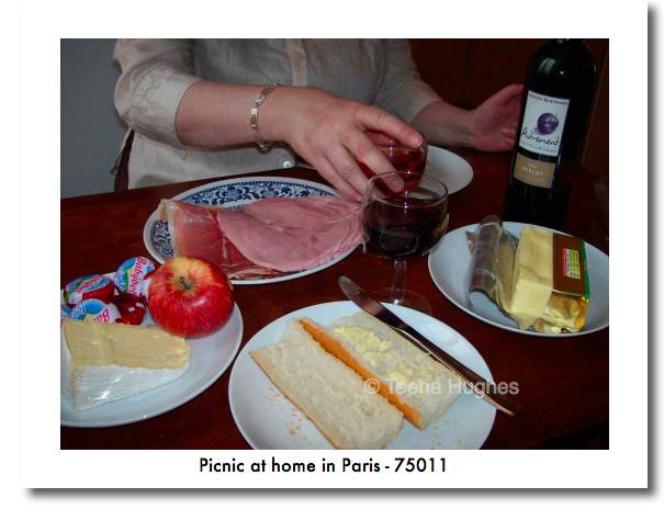 Postcards from Paris - making a picnic at home 
